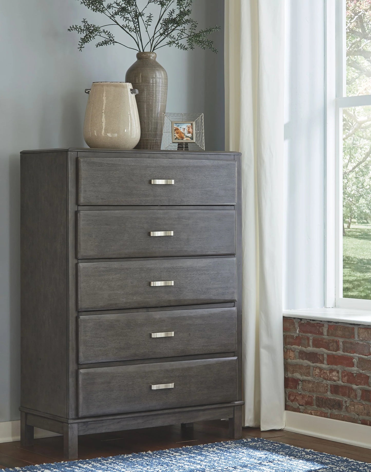 Caitbrook Queen Storage Bed with 8 Storage Drawers with Mirrored Dresser, Chest and Nightstand