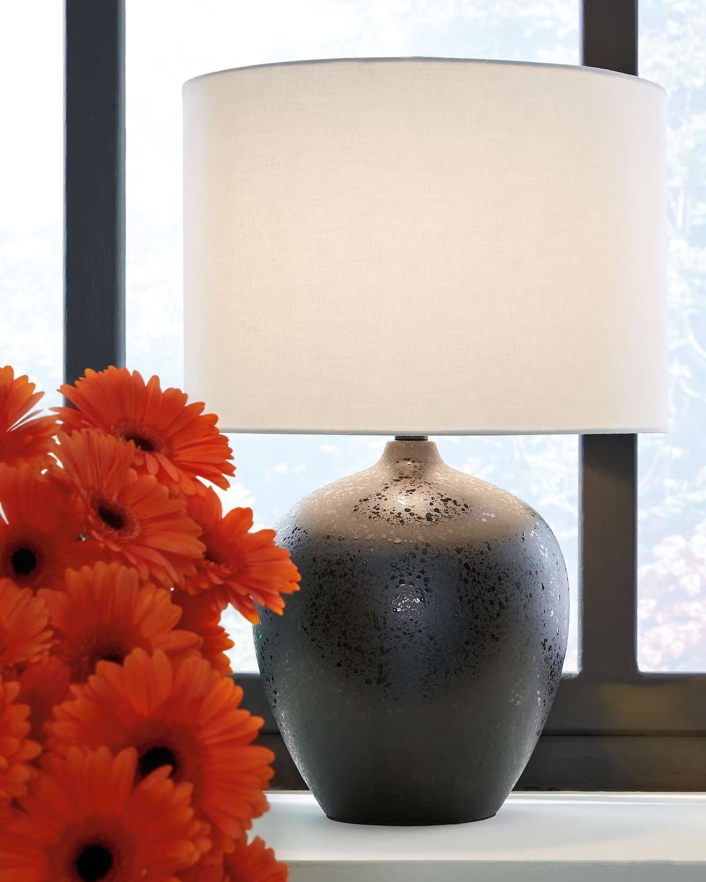 Ladstow Ceramic Table Lamp